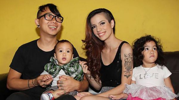 kiki pritasari bugil
