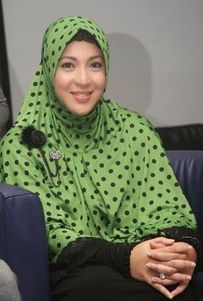 bulu kemaluan perempuan