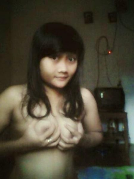 kontol masuk memek perawan