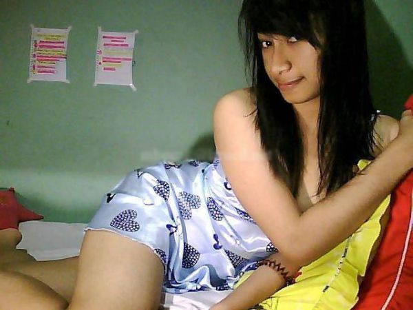 cewek cantik bugil
