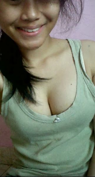 foto memek abg smu ngangkang