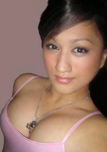 cewek cantik bugil