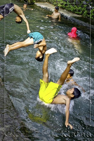 ngintip cewek mandi bugil
