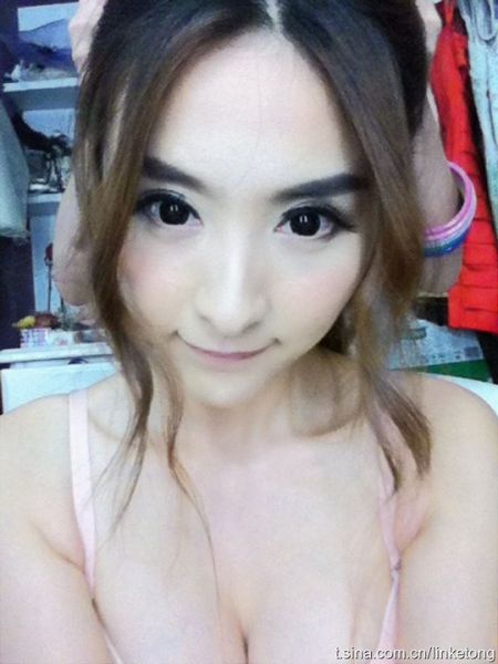 janda bugil
