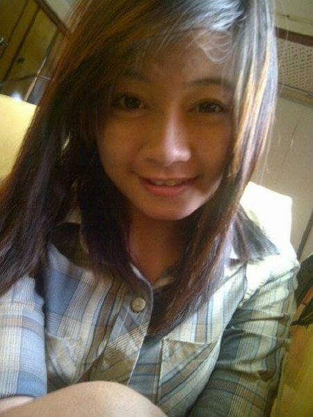 slimpics memek online gambar 1