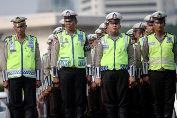 polisi lucu