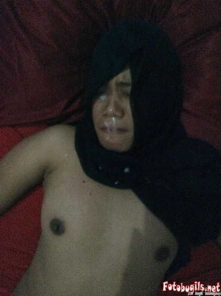 ngentot memek abg