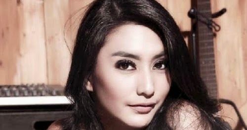 poto bugil artis hamil