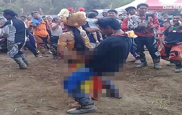 memek jilbab