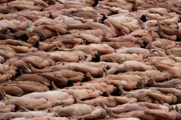 orang mandi