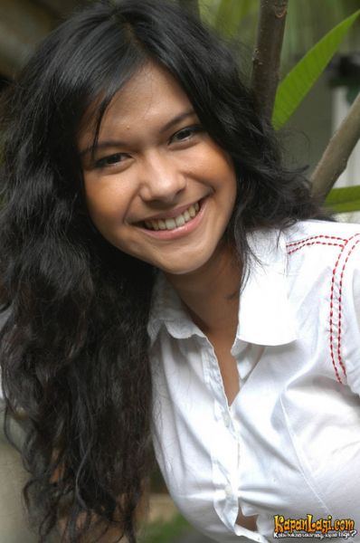 naysila mirdad