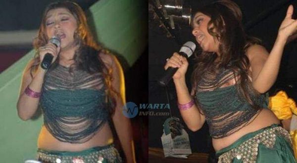 foto selebriti bugil