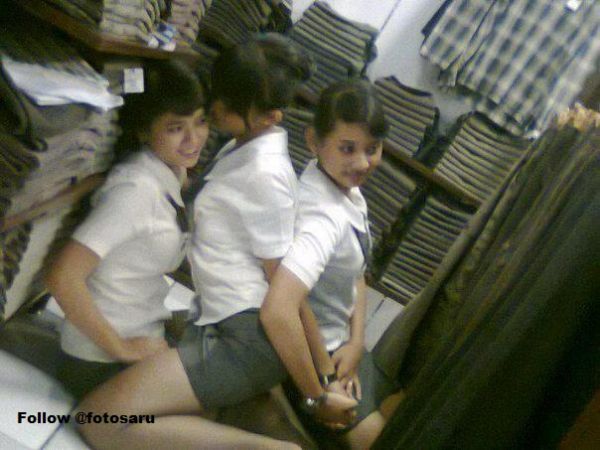 cewek smp telanjang