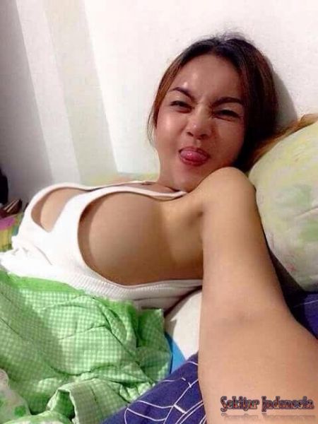 ada nih memek