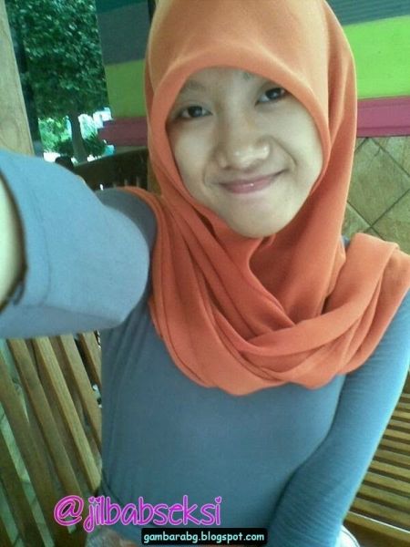 tetek montok cewek indonesia