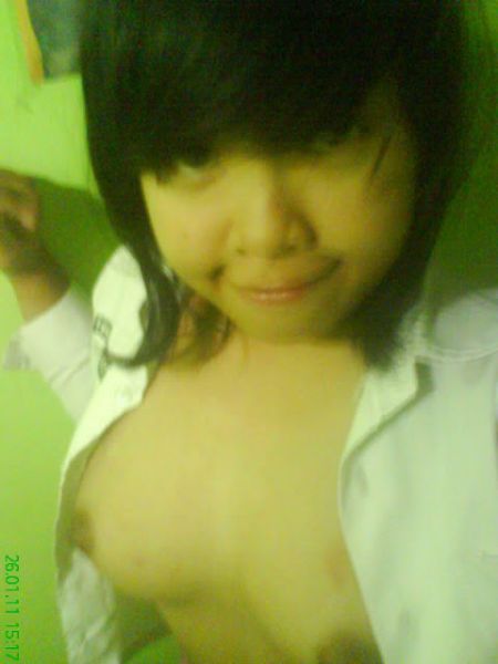 cewek cantik bugil