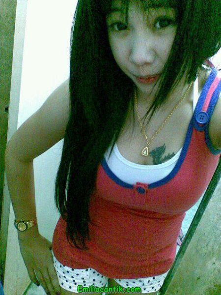 indonesia cewek bule sisters