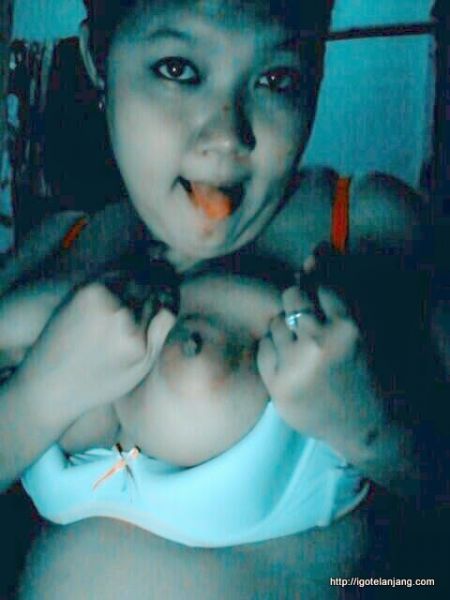 cewek cantik dikulum