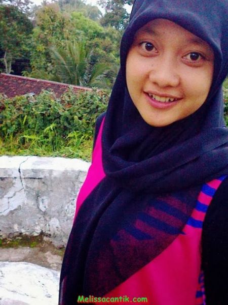 cantik berjilbab