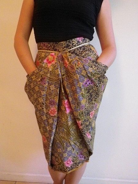 kebaya bali