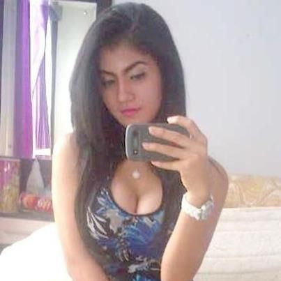 gadis cantik berhijab