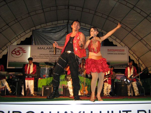 memek penyanyi dangdut