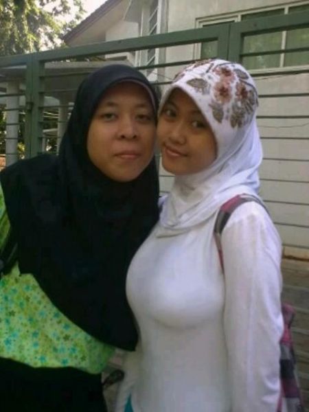 gambar tetek montok
