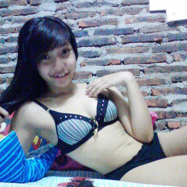 abg pamer toket