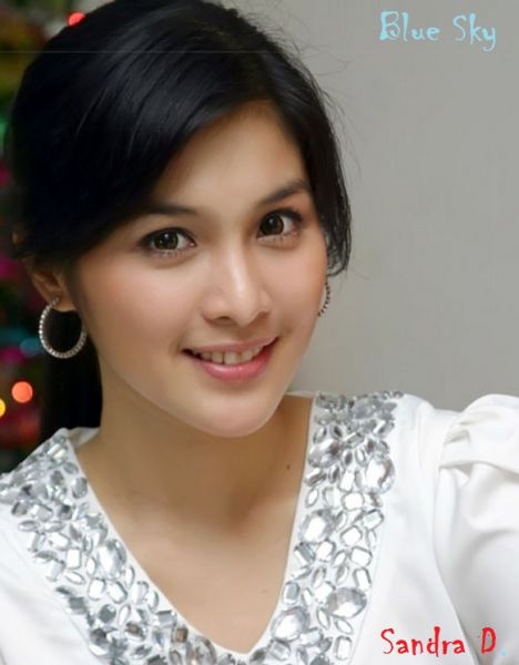 buka gambar telanjang artis indonesia