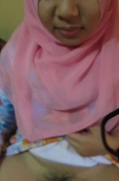 ada nih memek