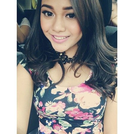aurel hermansyah no bra