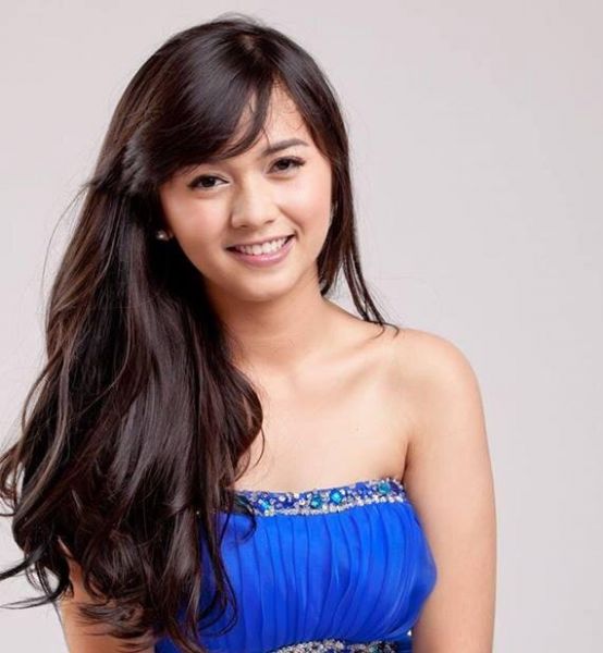 putri indonesia bugil