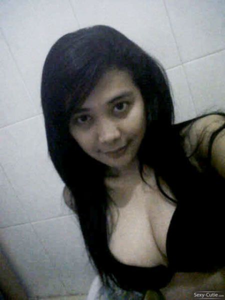 cewek bugil indonesia