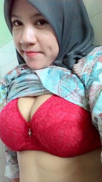 cewek cantik bugil