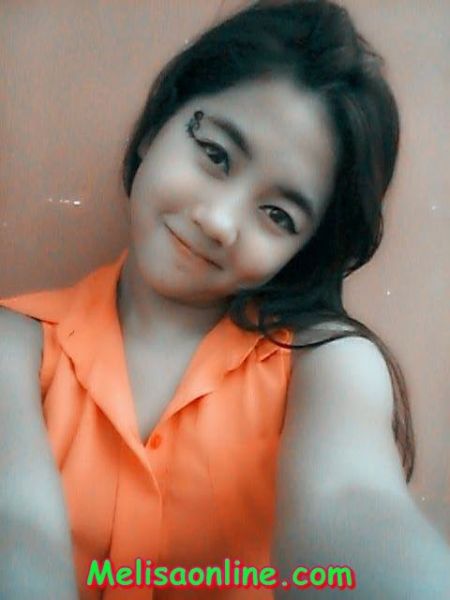 cewek berjilbab natural