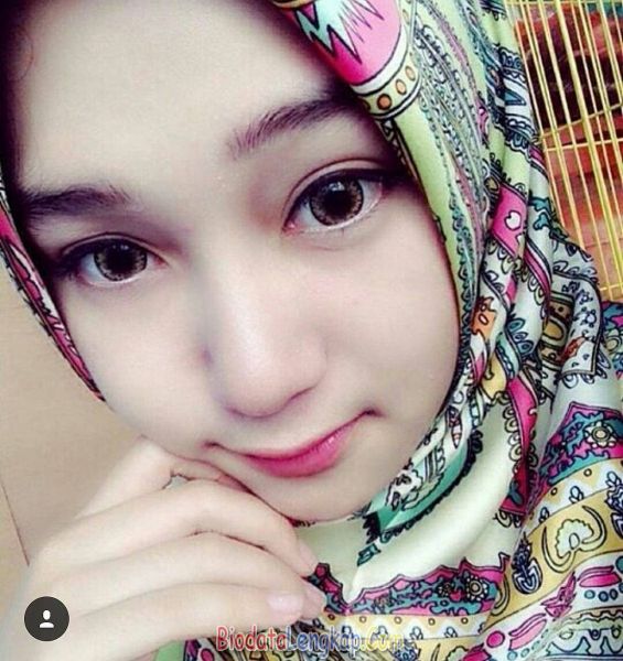 cewek manis