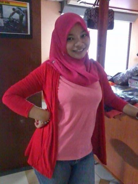 cantik berjilbab