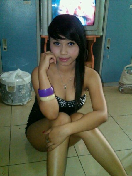 cewek cantik bugil