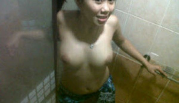 cewek dan cowok di pesantren
