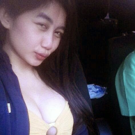 telanjang duo srigala