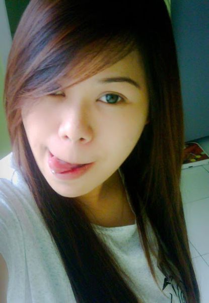 gadis cantik telanjang