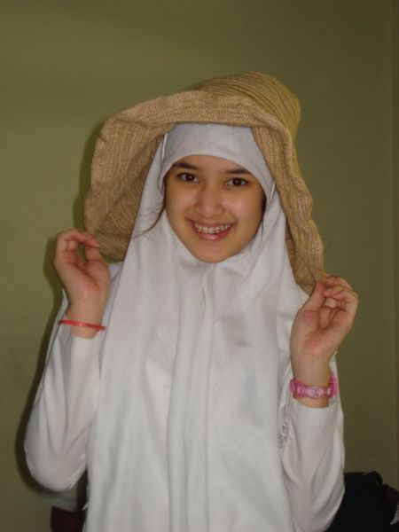 gambar prilly bugil