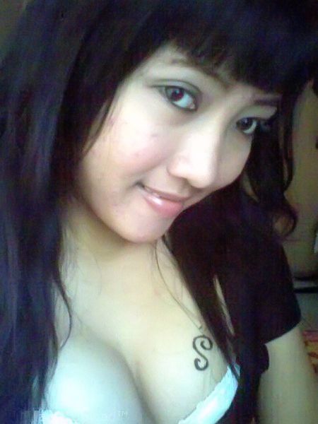 toket montok