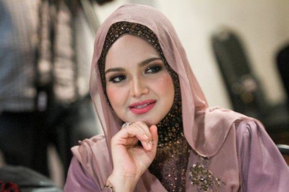 gambar siti nurhaliza lama