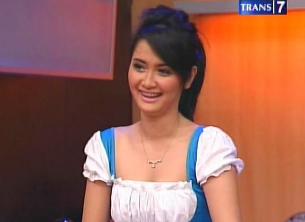 dan cowok gambar cewtelanjang