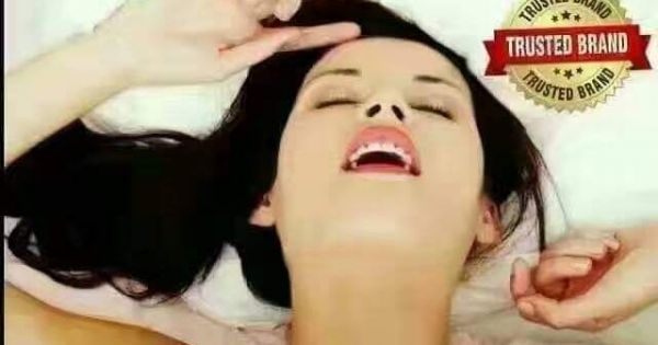 gambar perempuan kondom