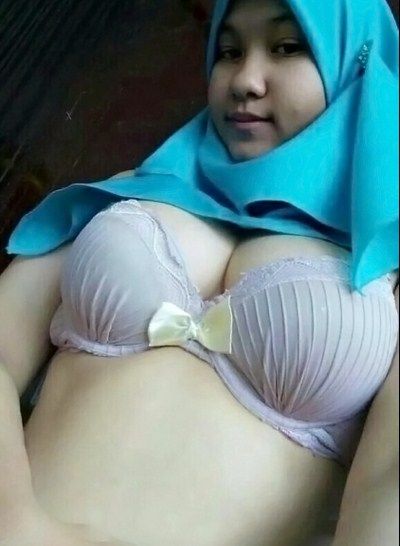 jilat memek