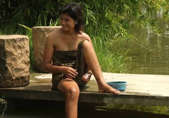 abg mandi bugil