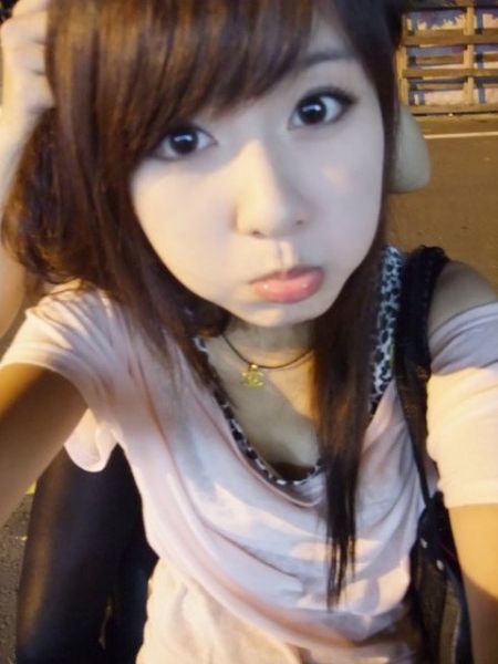 memek cantik telanjang