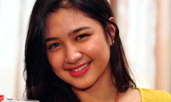 mikha tambayong fake